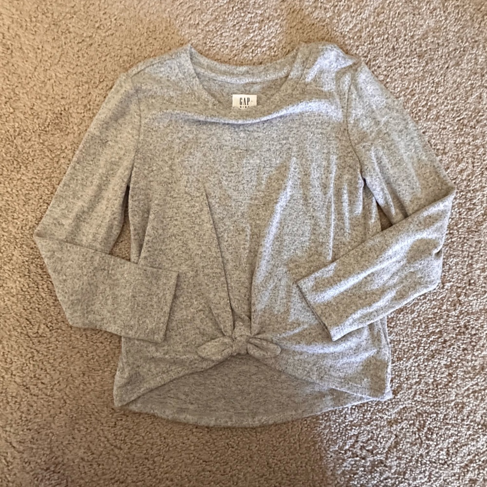 NWT GAP girls shirt